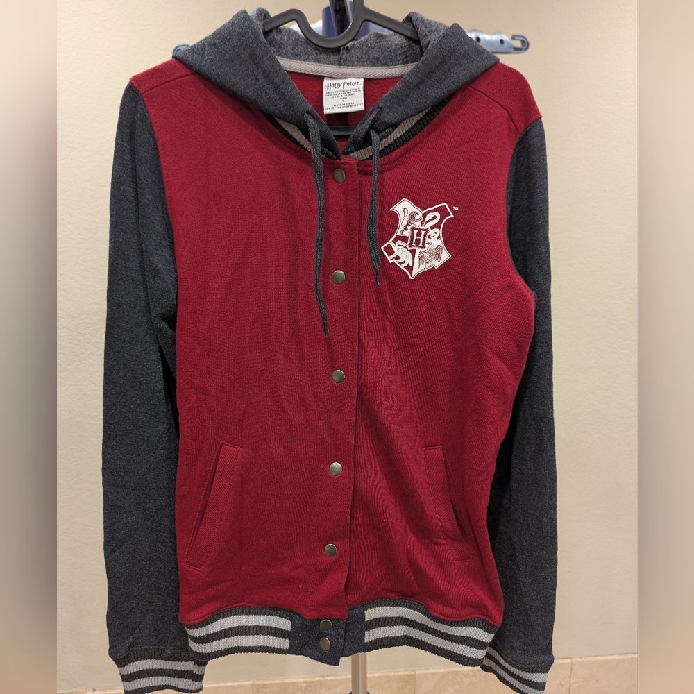 Harry Potter Hogwarts Varsity Girls Jacket Juniors S Red